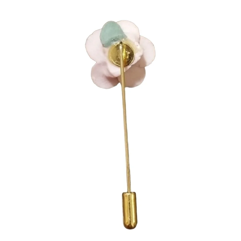 VINTAGE PALE PINK PORCELAIN ROSE GOLDTONED STICK PIN